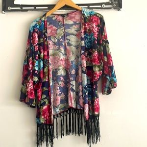 Love culture, shawl, size large